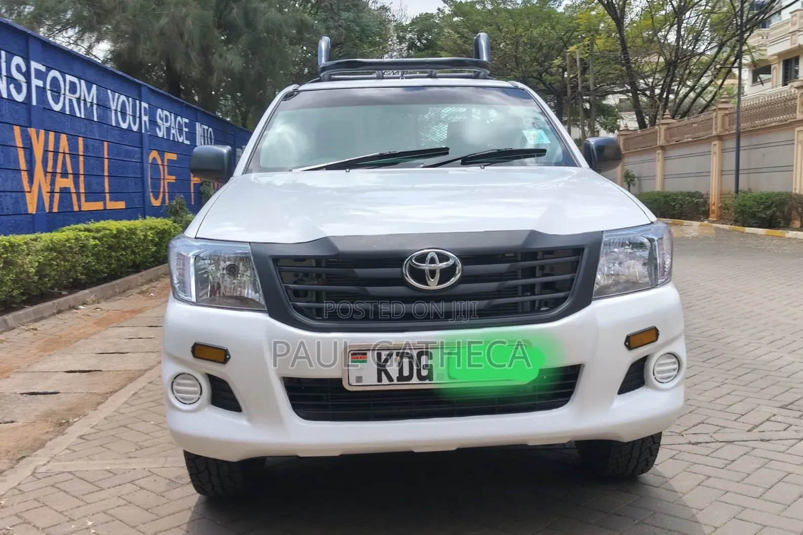 Toyota Hilux 2014 White