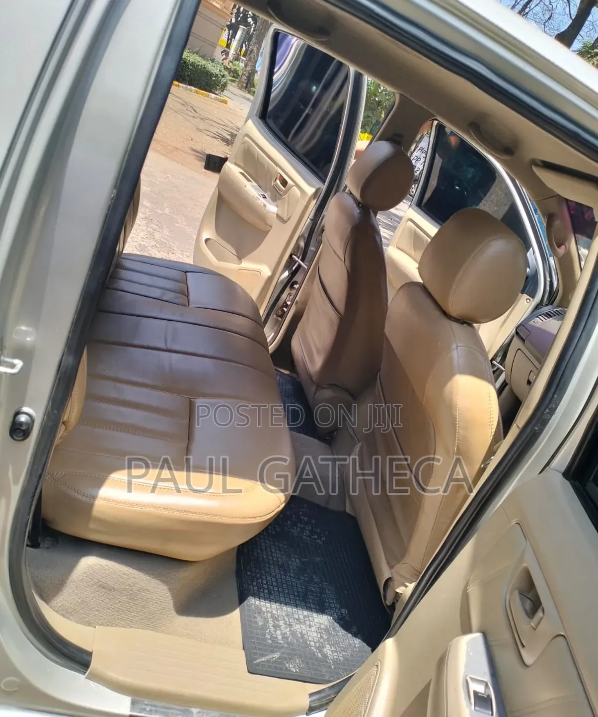 Toyota Hilux 2010 White