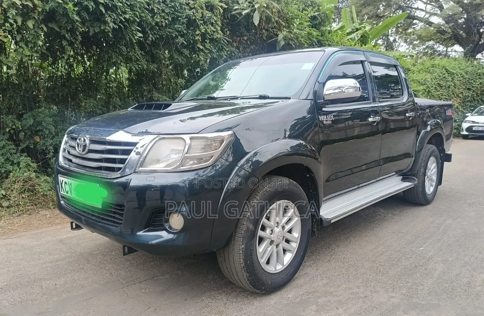 Toyota Hilux 2012 Black
