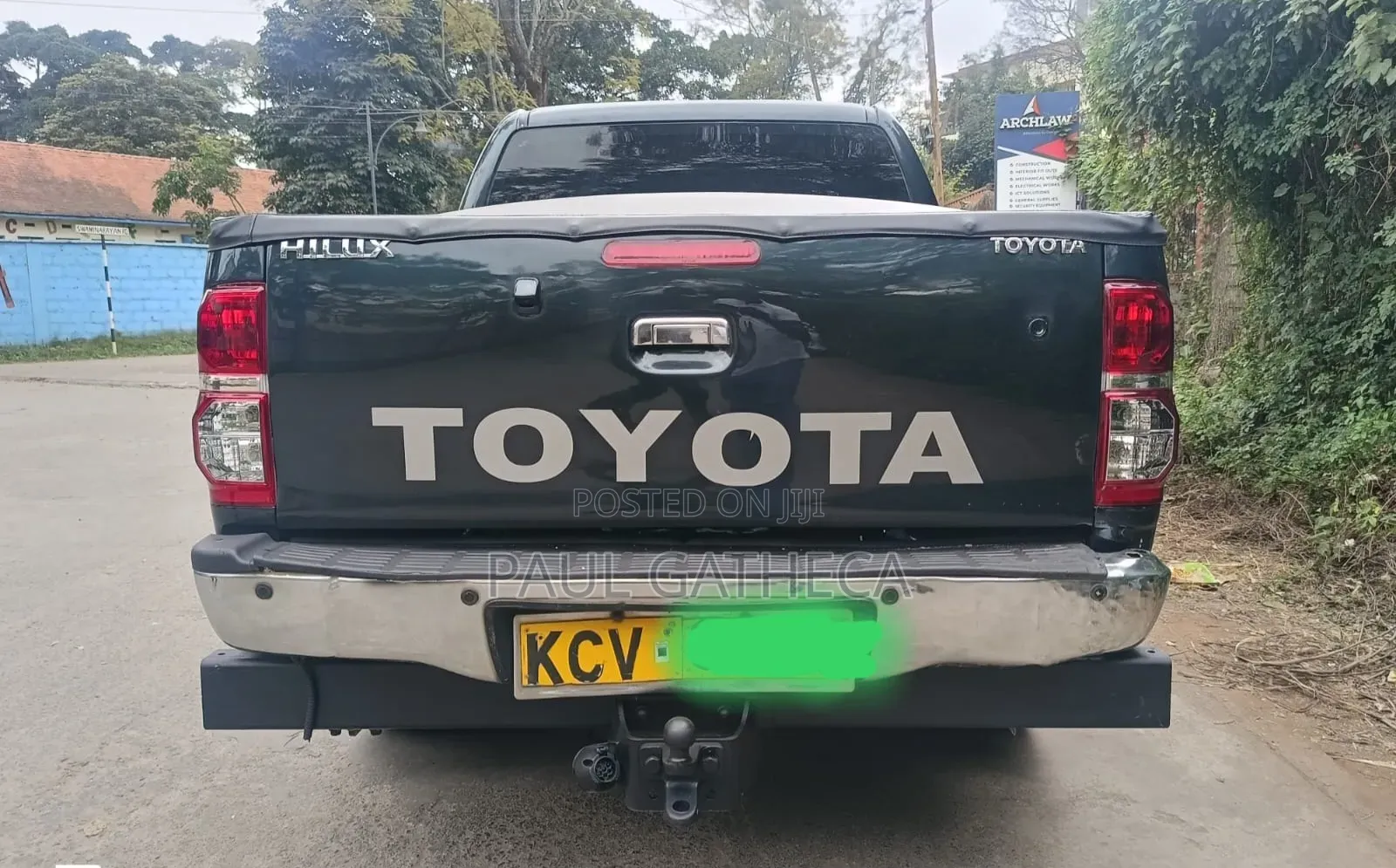 Toyota Hilux 2012 Black
