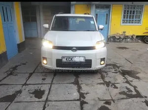 Toyota Corolla Rumion 2009 White