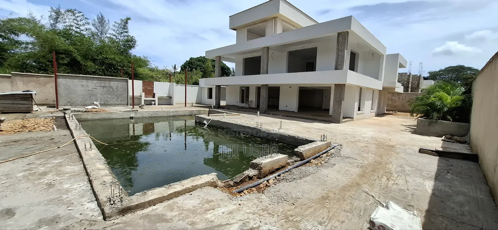 5bdrm Villa in Diani for sale