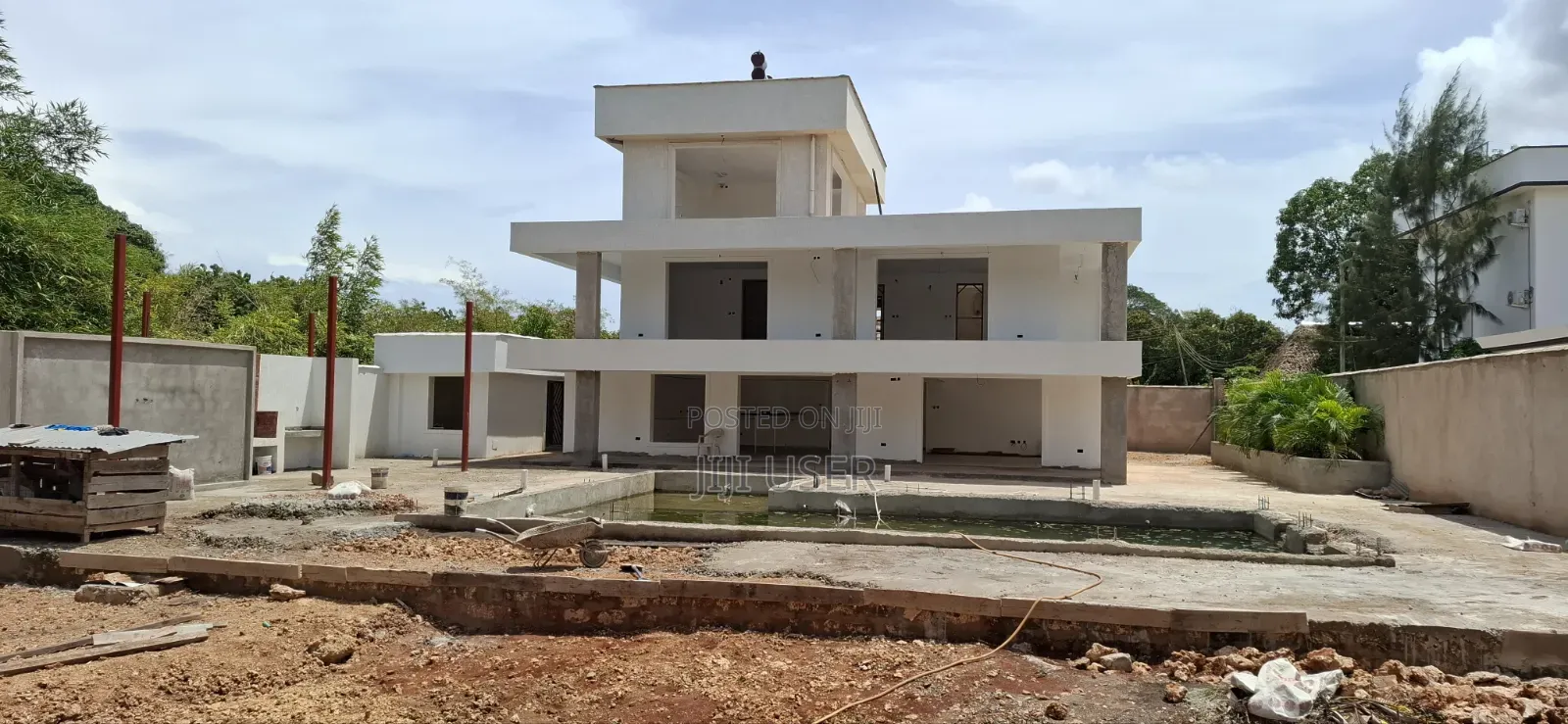 5bdrm Villa in Diani for sale