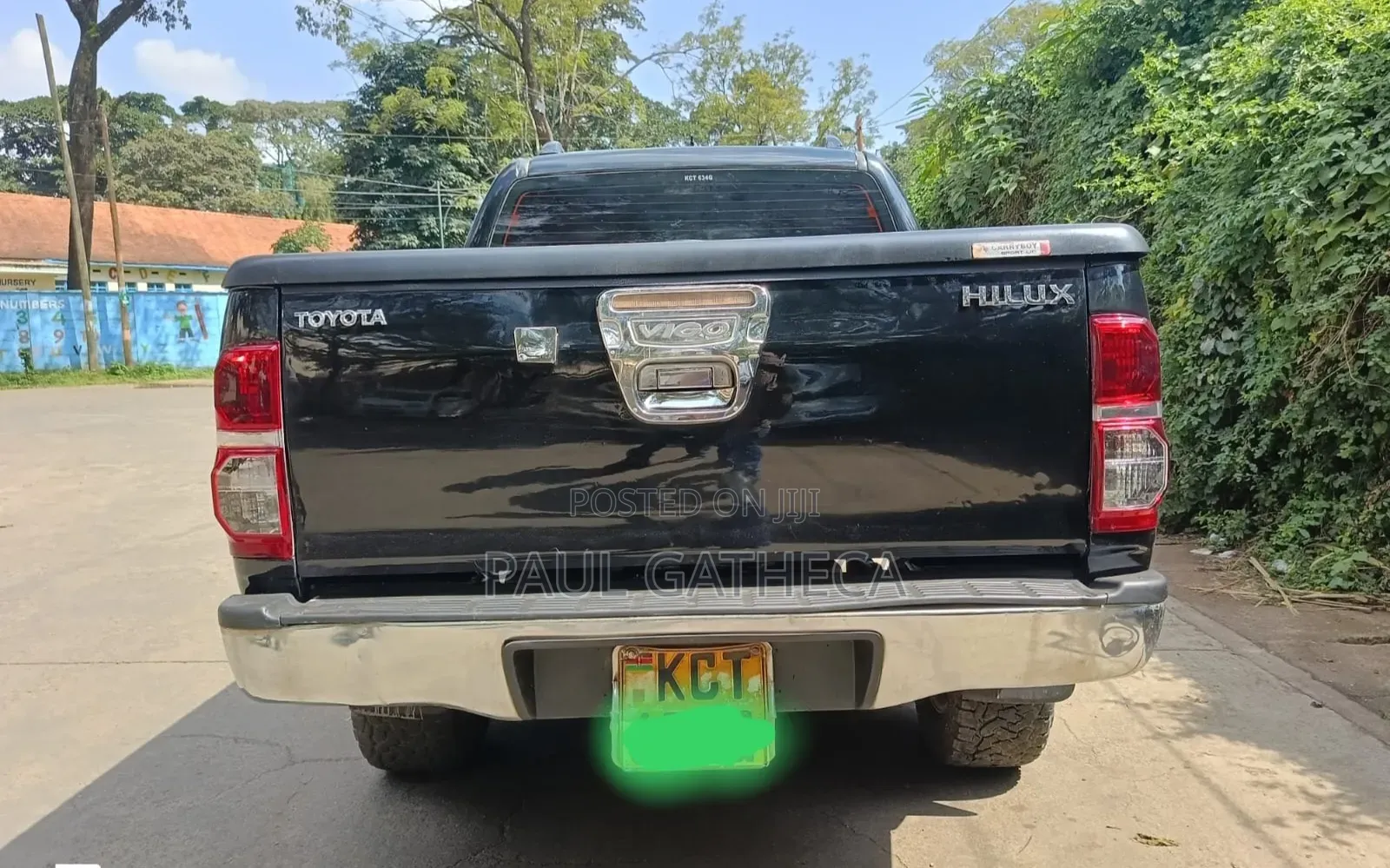 Toyota Hilux 2011 Black