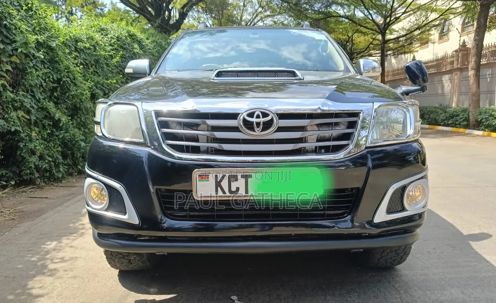 Toyota Hilux 2011 Black