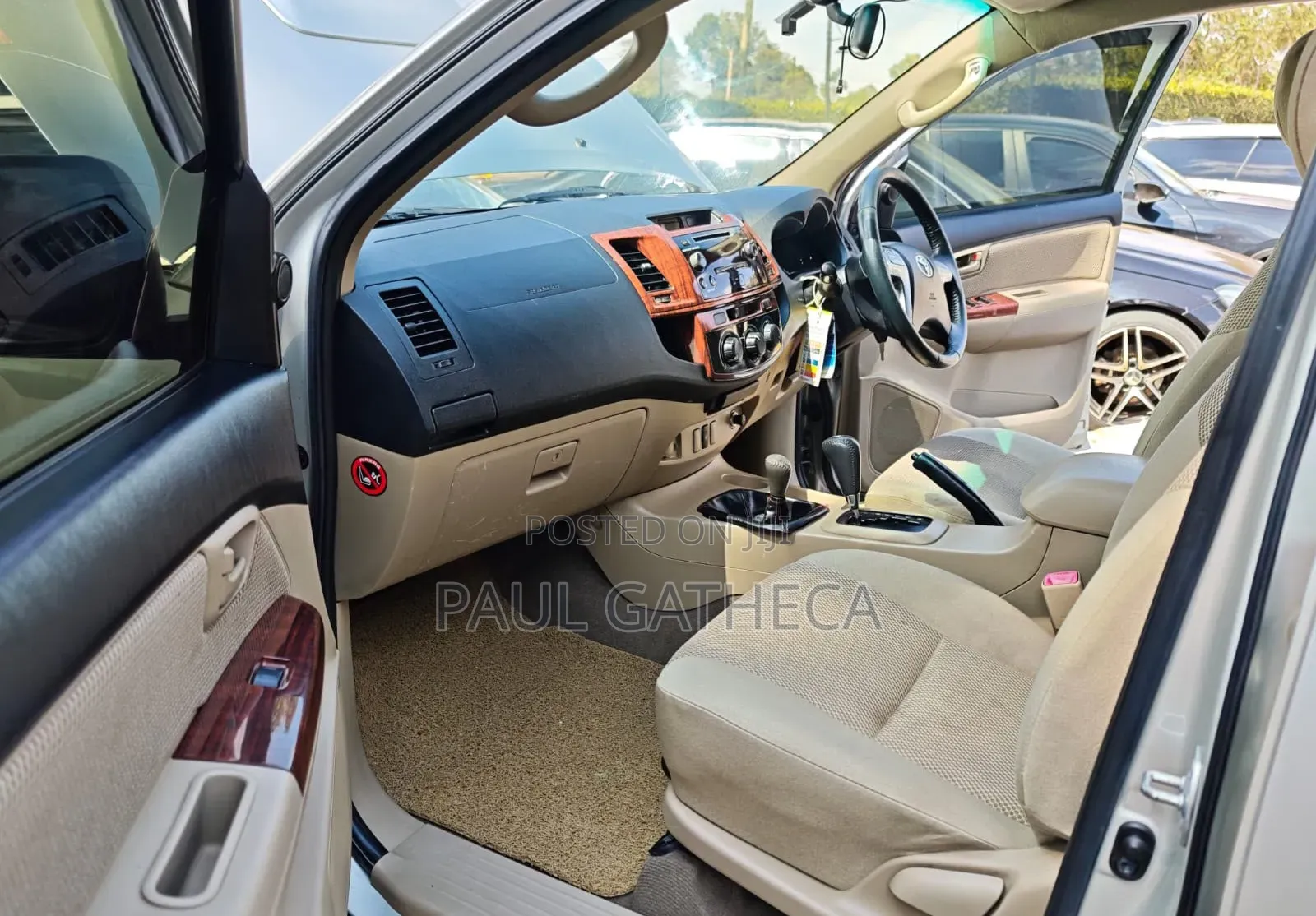 Toyota Hilux 2015 White