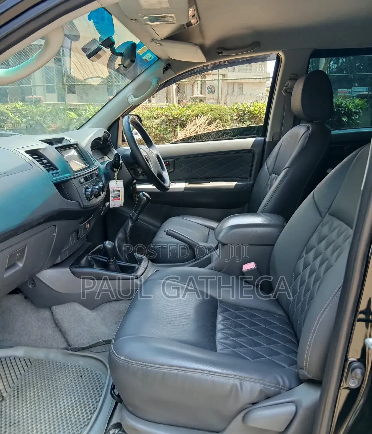 Toyota Hilux 2012 Black