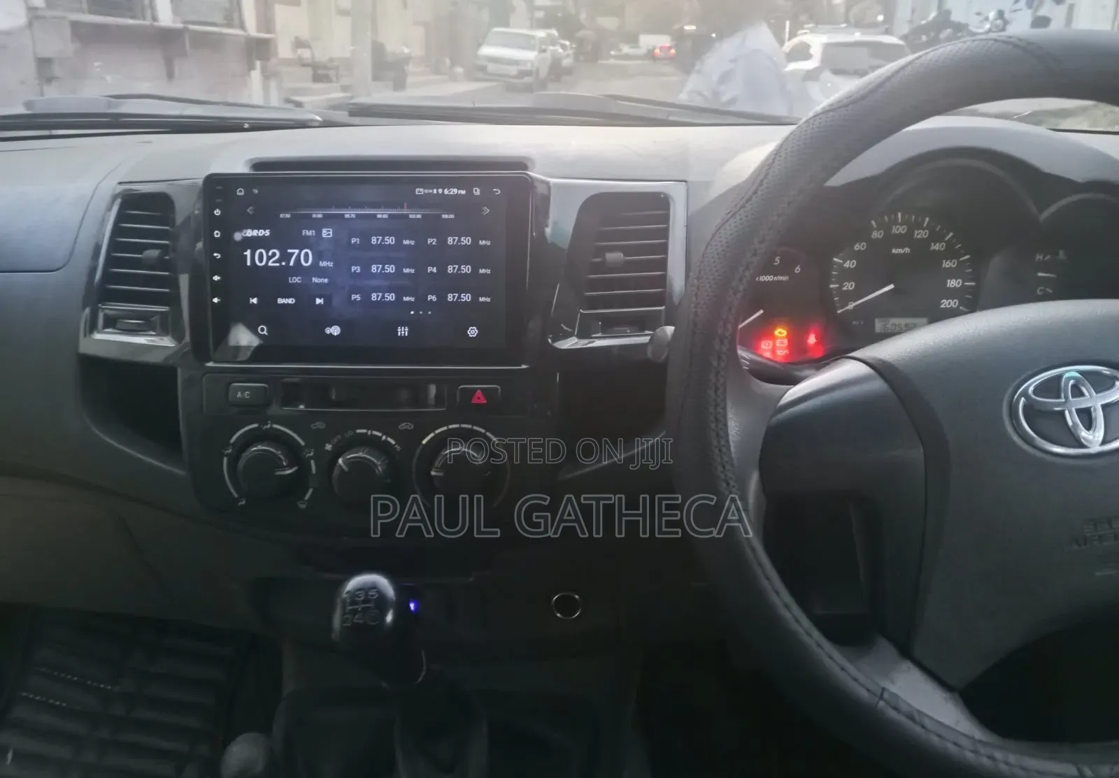 Toyota Hilux 2013 Gray