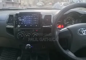 Toyota Hilux 2013 Gray