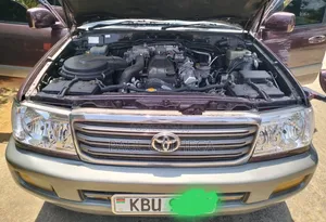 Toyota Land Cruiser Prado 2006 Maroon