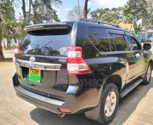 Toyota Land Cruiser Prado 2016 Gray