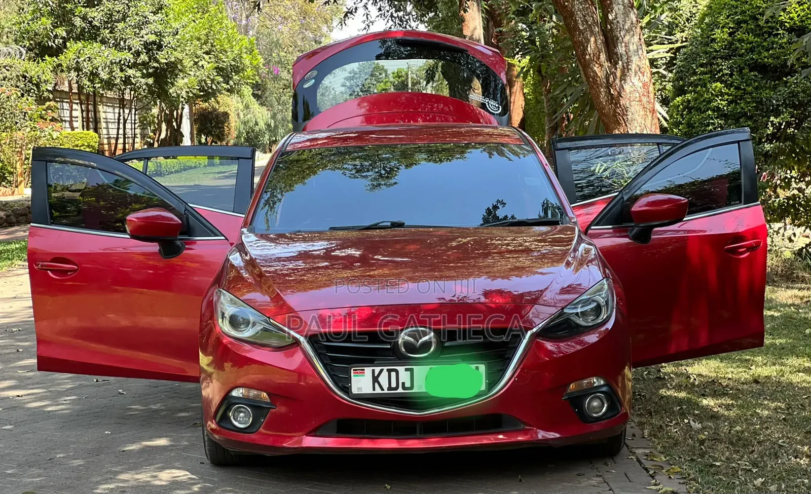 Mazda Axela 2015 Red