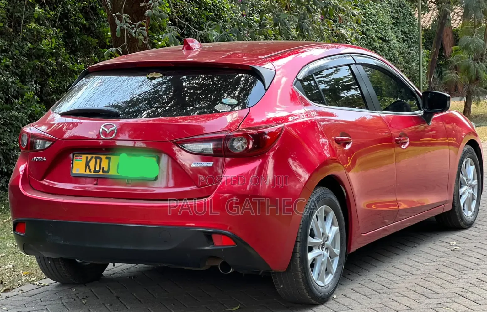 Mazda Axela 2015 Red