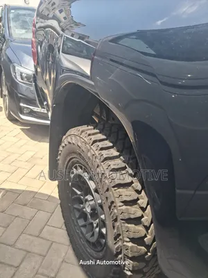 Toyota Hilux 2019 Black