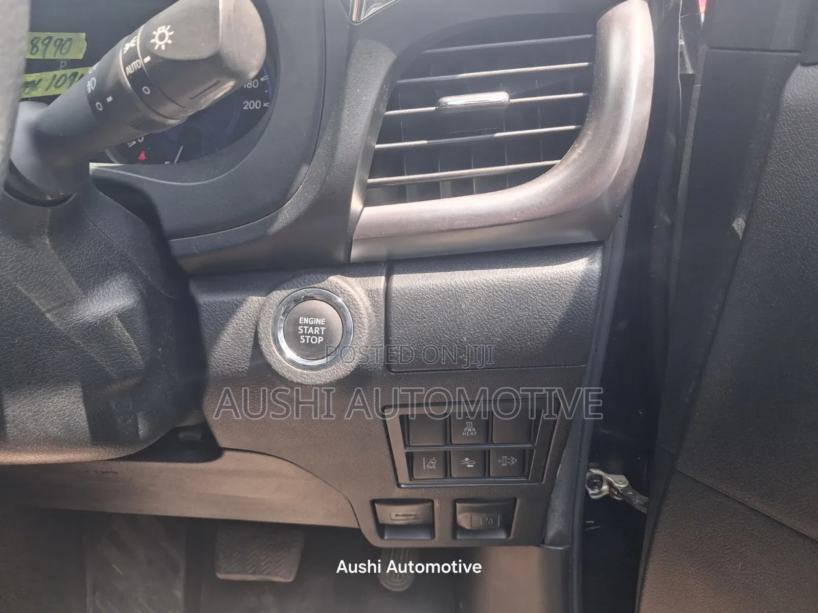 Toyota Hilux 2019 Black