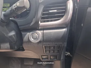 Toyota Hilux 2019 Black