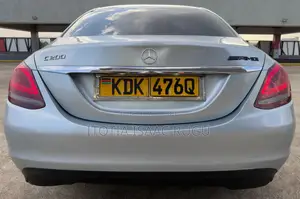 Mercedes-Benz C200 2015 Blue