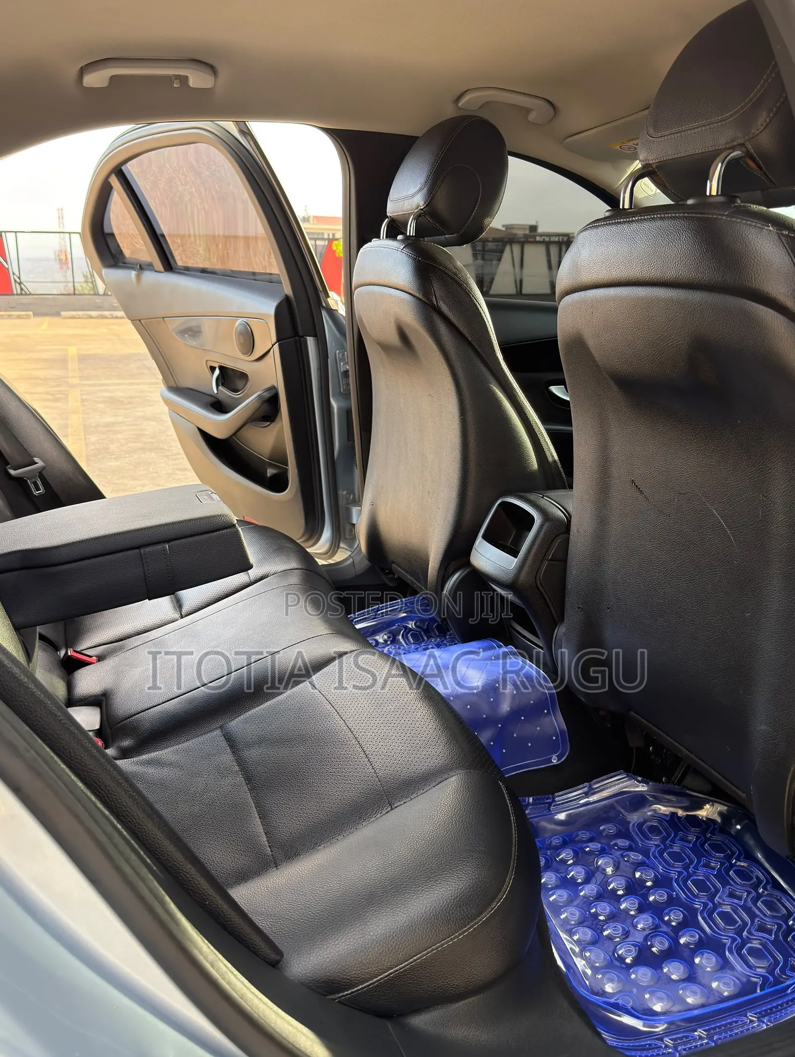 Mercedes-Benz C200 2015 Blue