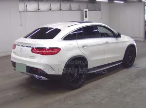 Mercedes-Benz GLE-Class 2019 Off white