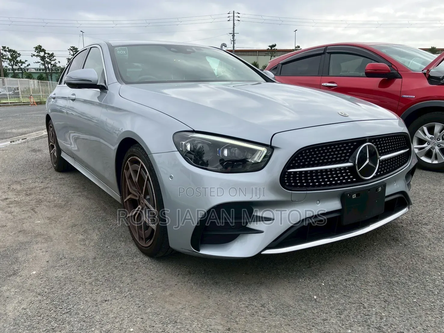 Mercedes-Benz E200 2021 Silver