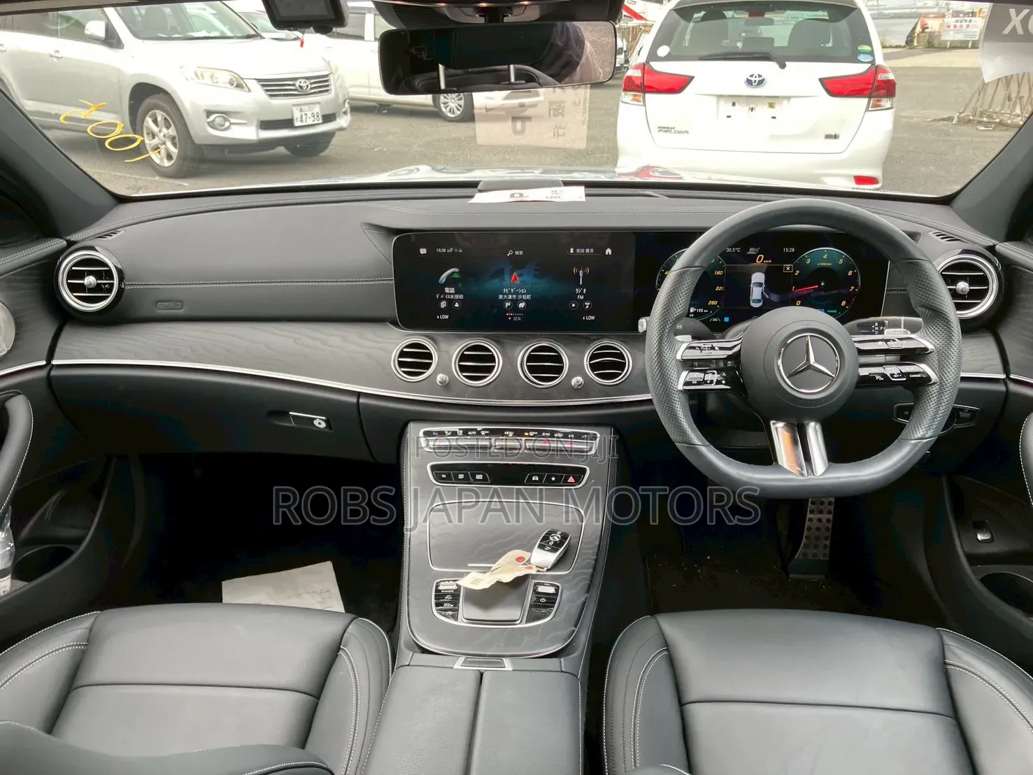 Mercedes-Benz E200 2021 Silver