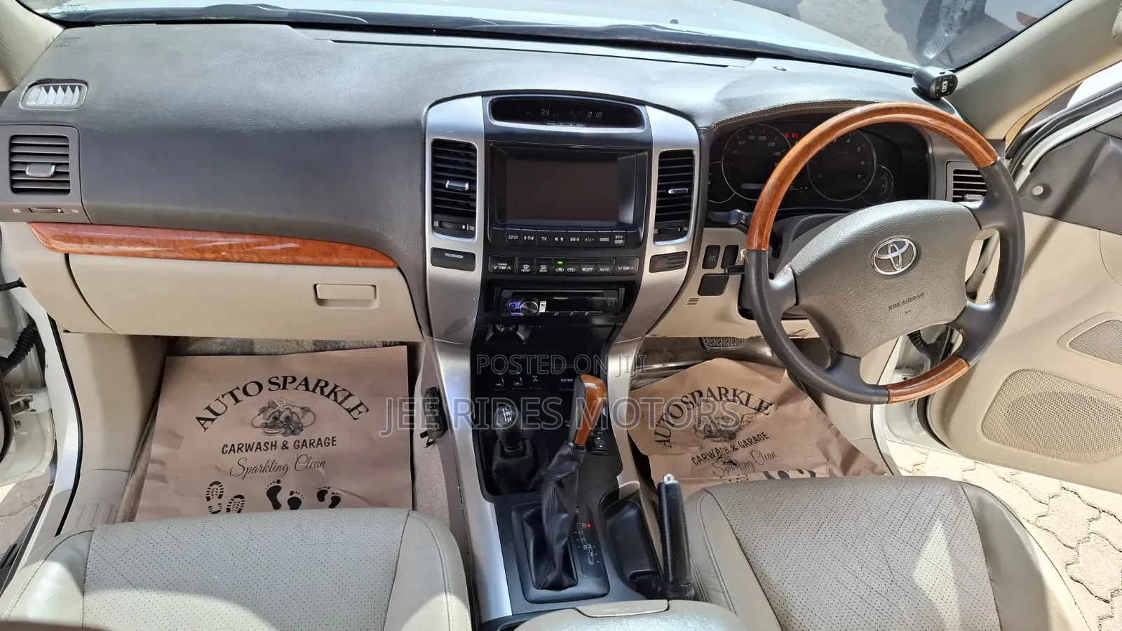 Toyota Land Cruiser Prado 2003 White