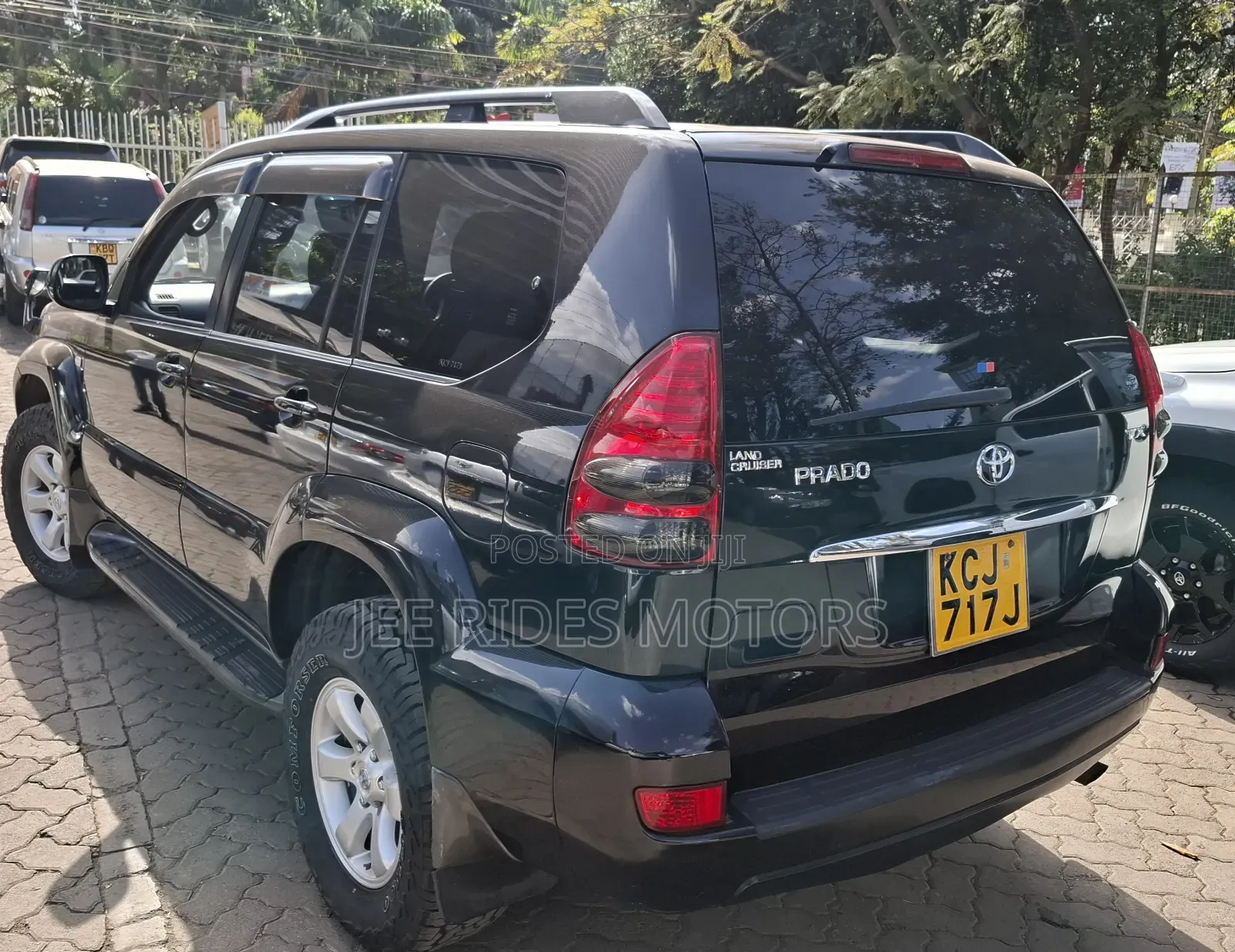 Toyota Land Cruiser Prado 2009 Black