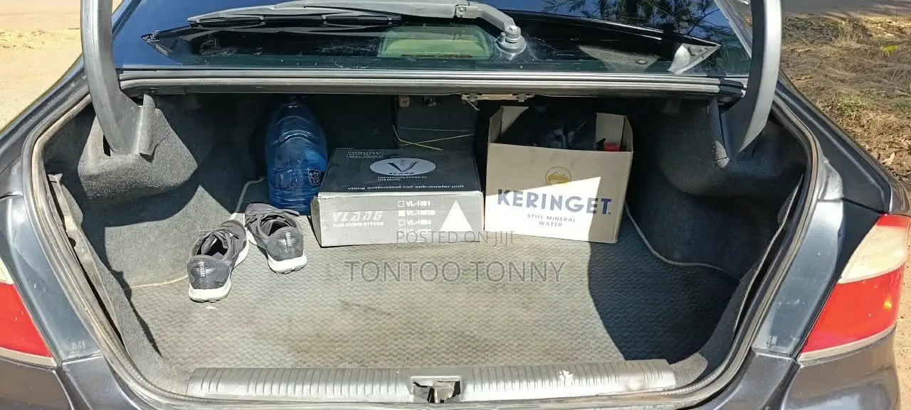 Subaru Legacy 2.0 2007 Gray