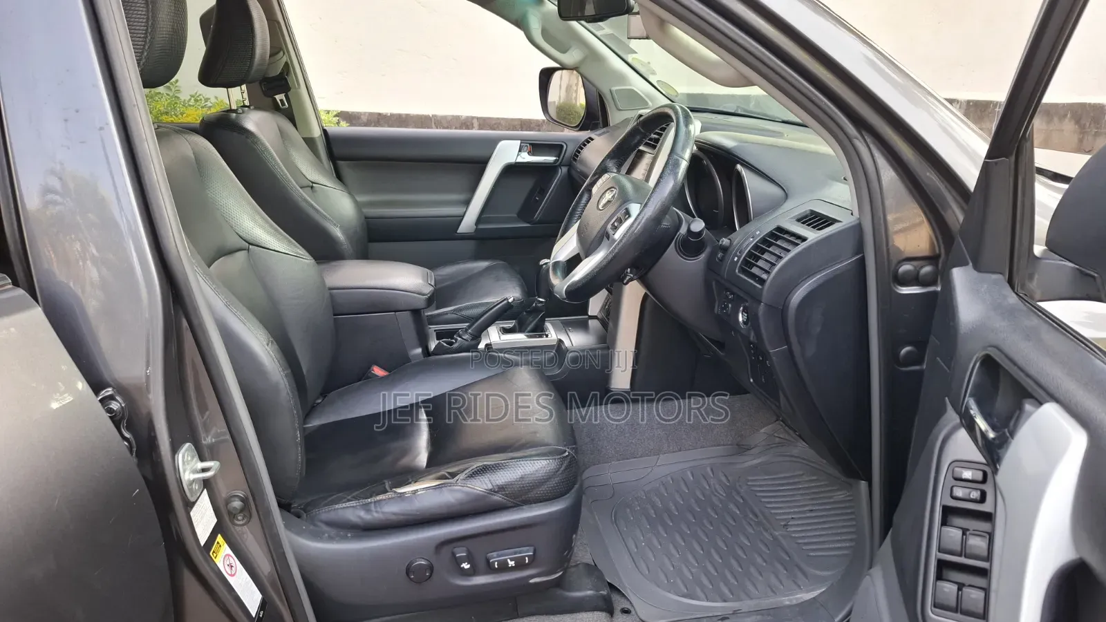Toyota Land Cruiser Prado 2010 Gray