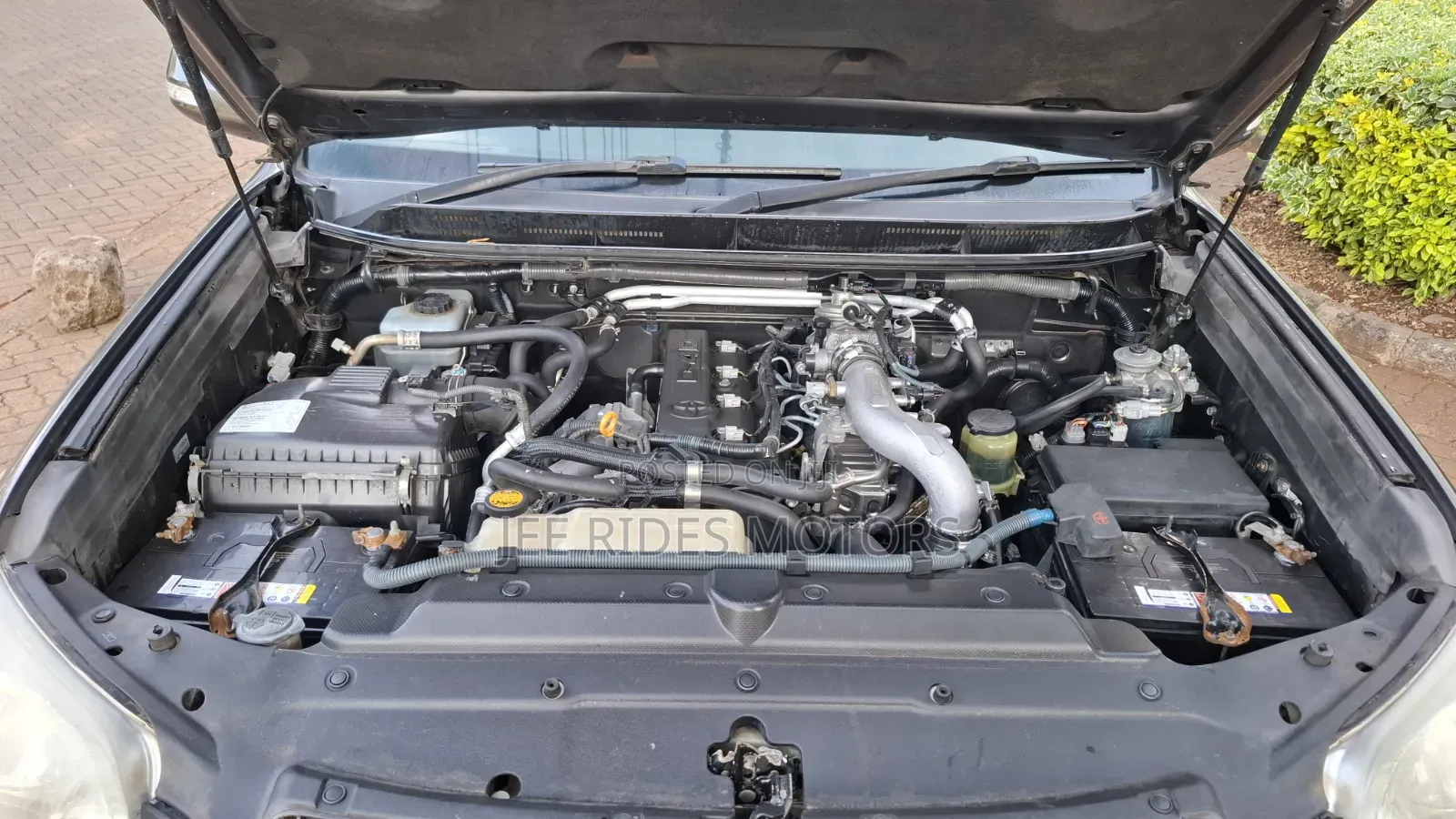 Toyota Land Cruiser Prado 2010 Gray