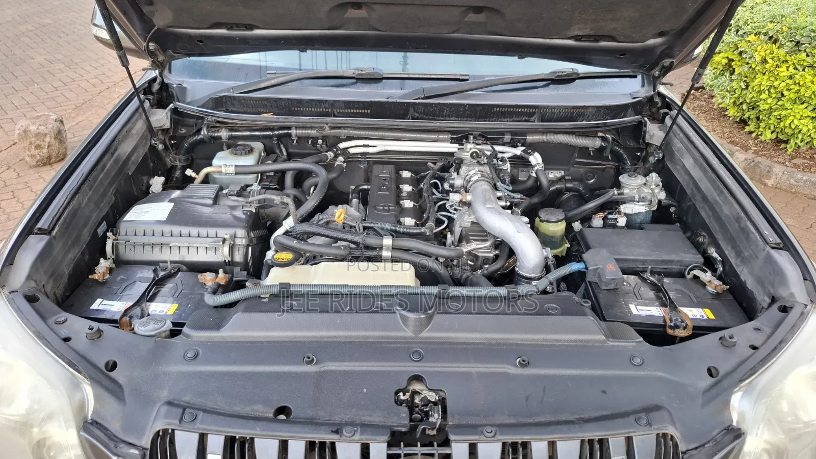 Toyota Land Cruiser Prado 2010 Gray