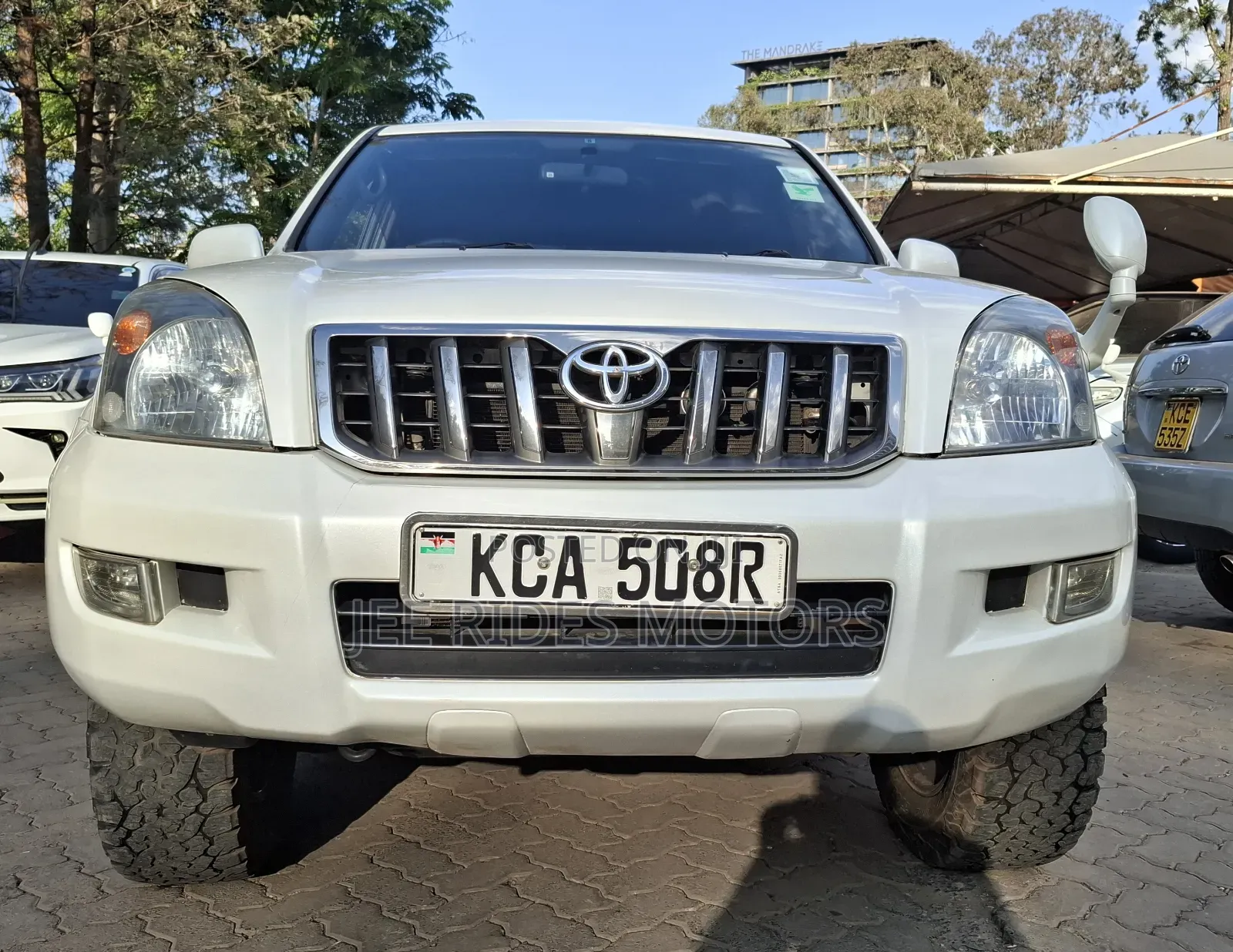 Toyota Land Cruiser Prado 2008 White