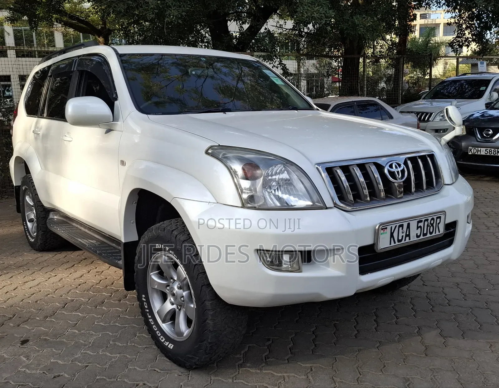 Toyota Land Cruiser Prado 2008 White