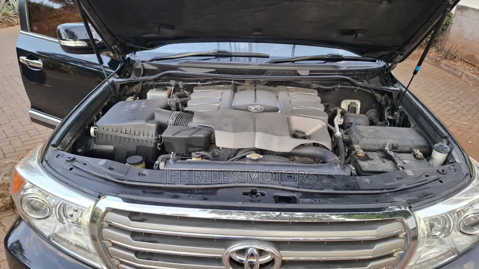 Toyota Land Cruiser 2012 Black