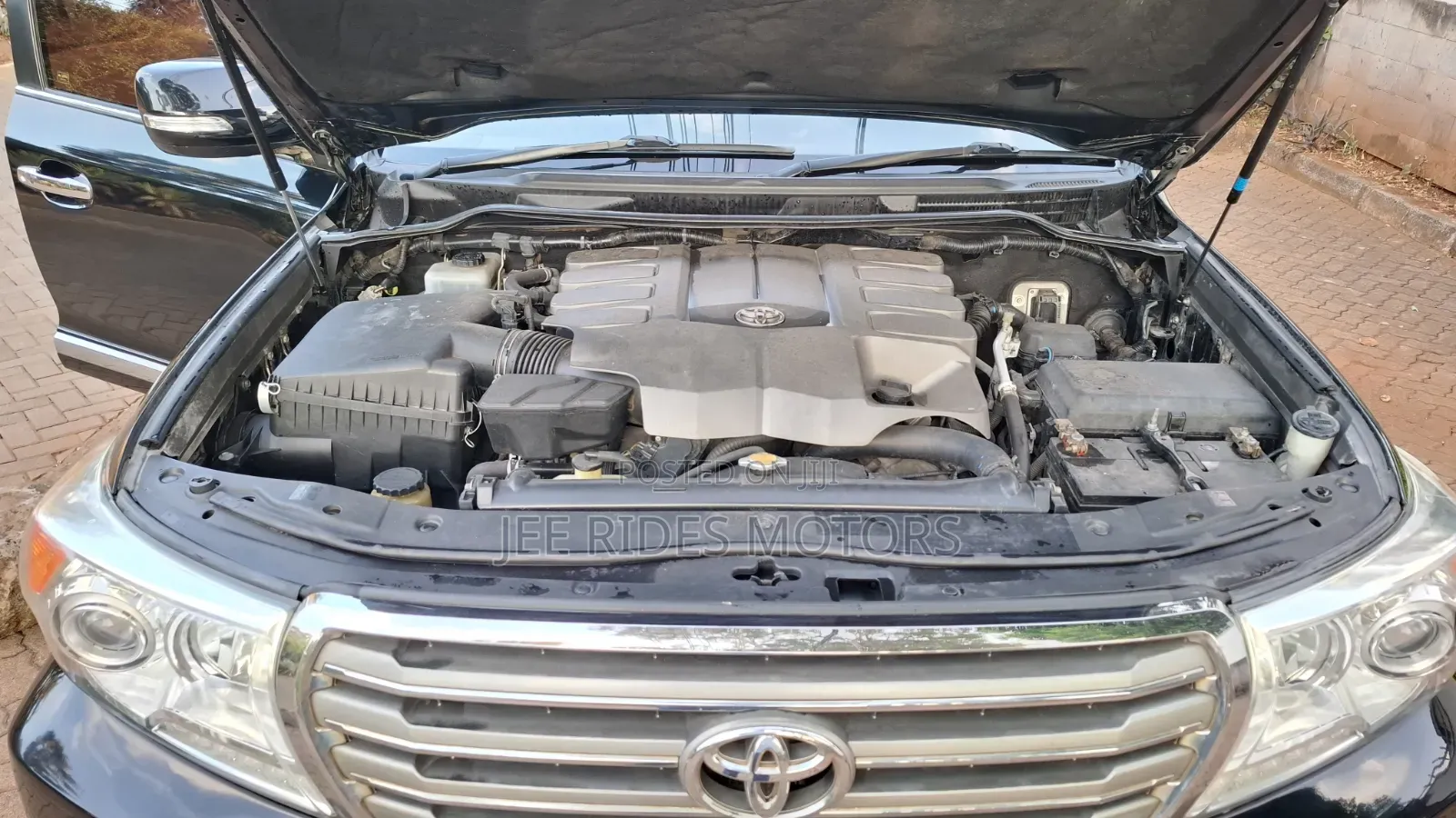 Toyota Land Cruiser 2012 Black