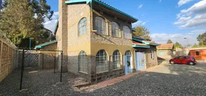 4bdrm Maisonette in NkaiMurunya for rent