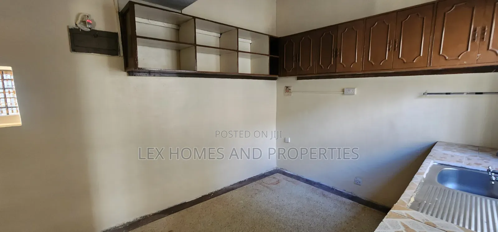 4bdrm Maisonette in NkaiMurunya for rent