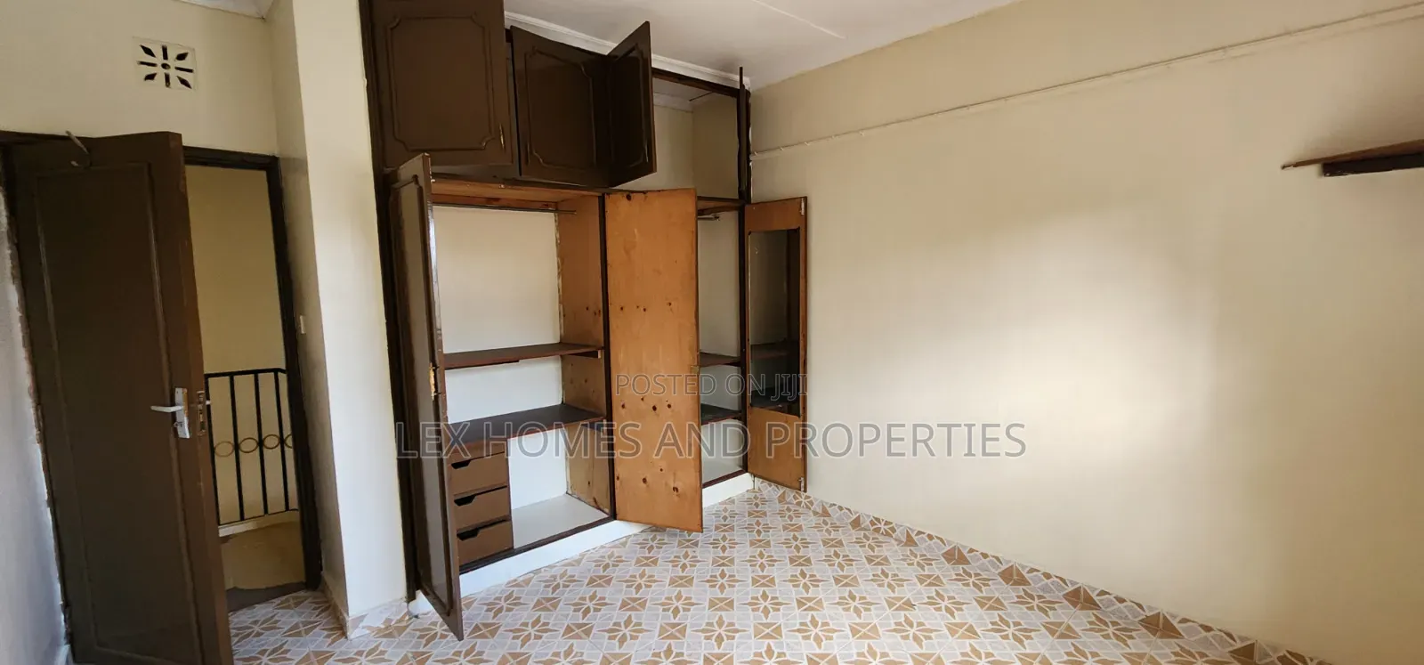 4bdrm Maisonette in NkaiMurunya for rent