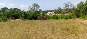 Land on Sale Kwale Count Kombani Eria 3,1/2 Prise 2m Per Acre