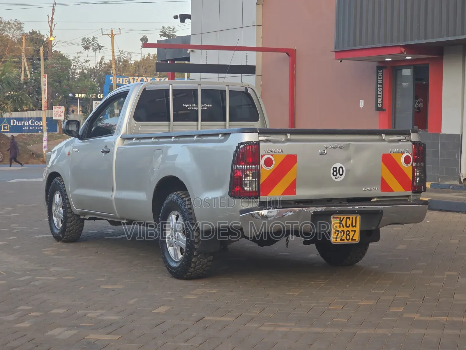 Toyota Hilux 2012 Silver