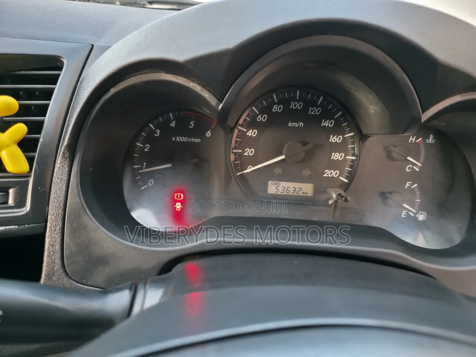 Toyota Hilux 2012 Silver