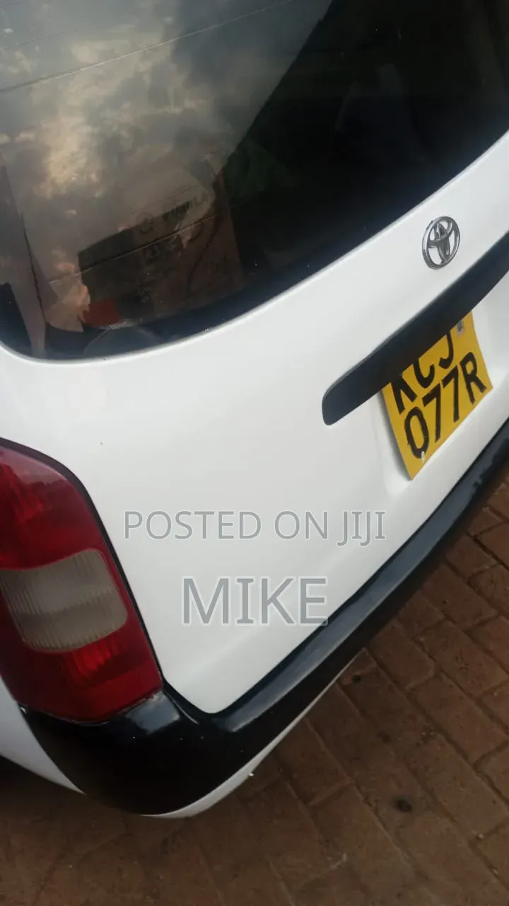 Toyota Probox 2009 White