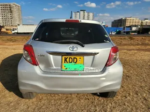 Toyota Vitz 2014 White