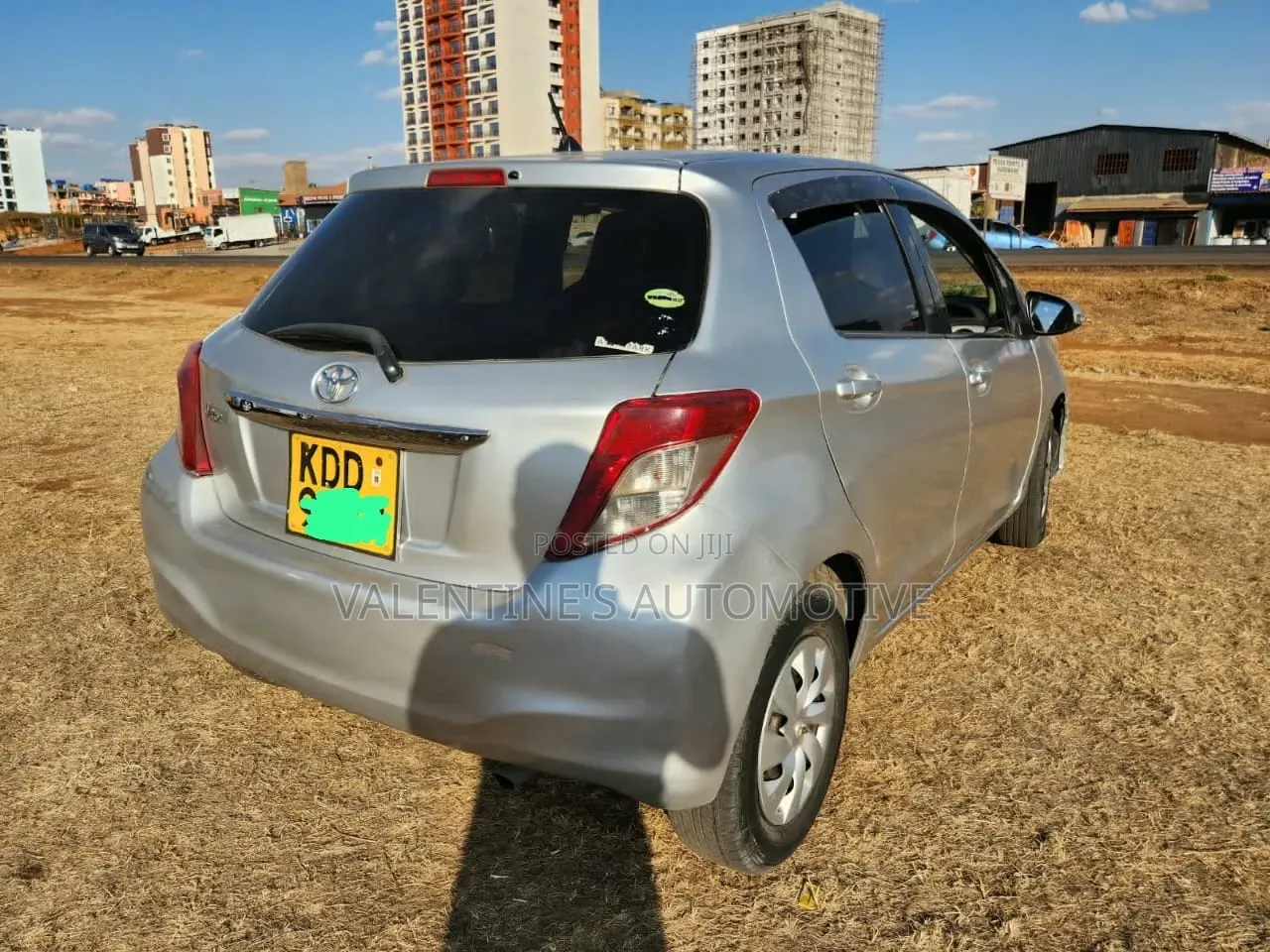 Toyota Vitz 2014 White