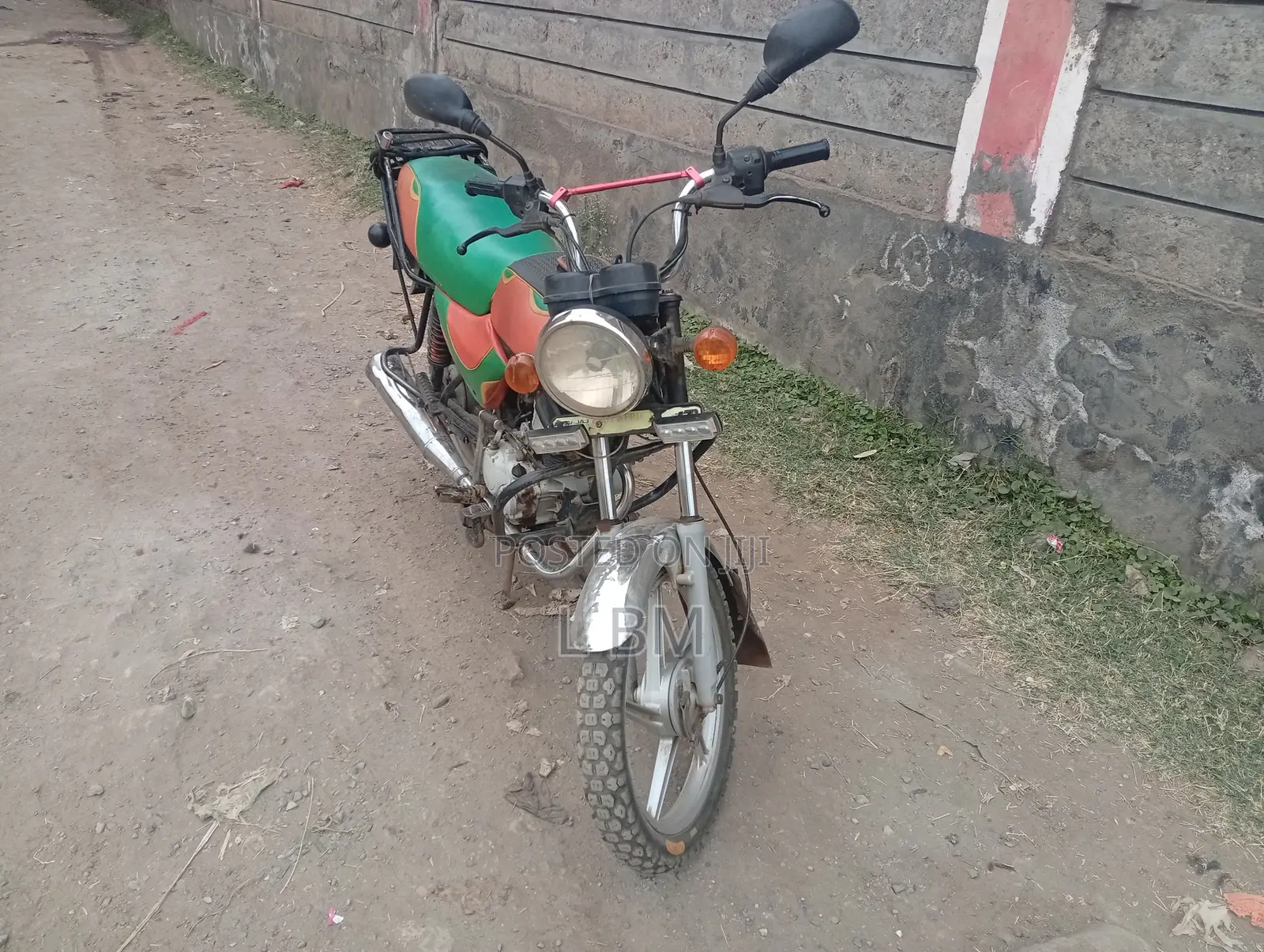 Bajaj Boxer 100 2023 Red