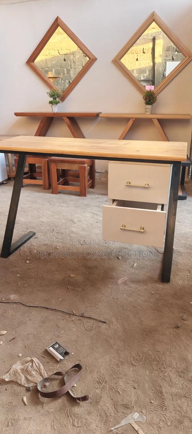 Office Desk Very Unique