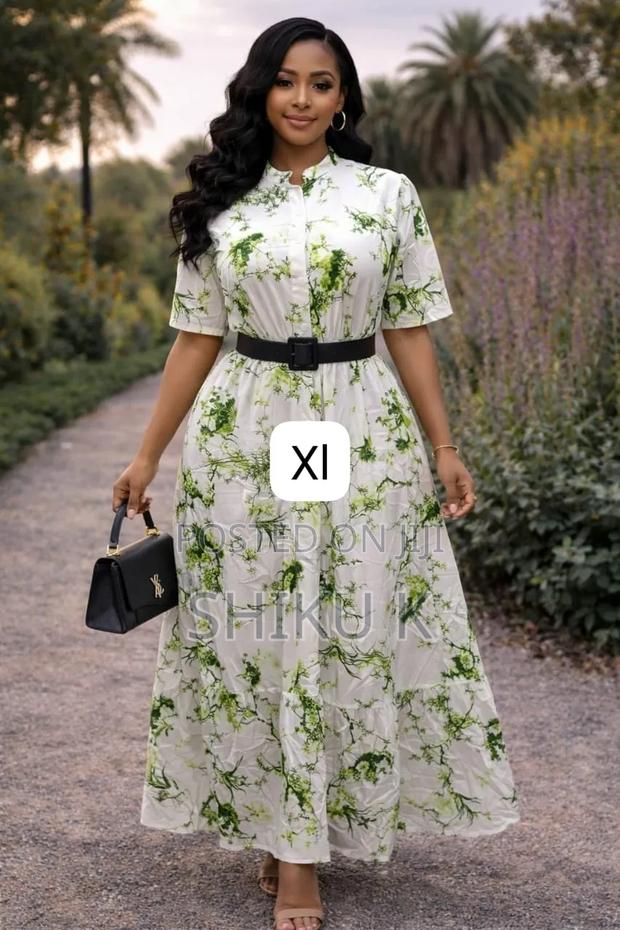 Ladies Clothes - thumbnail 3