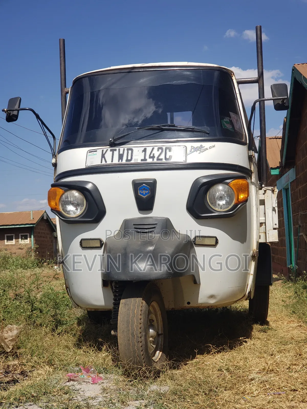 Piaggio Scooter 2023 White