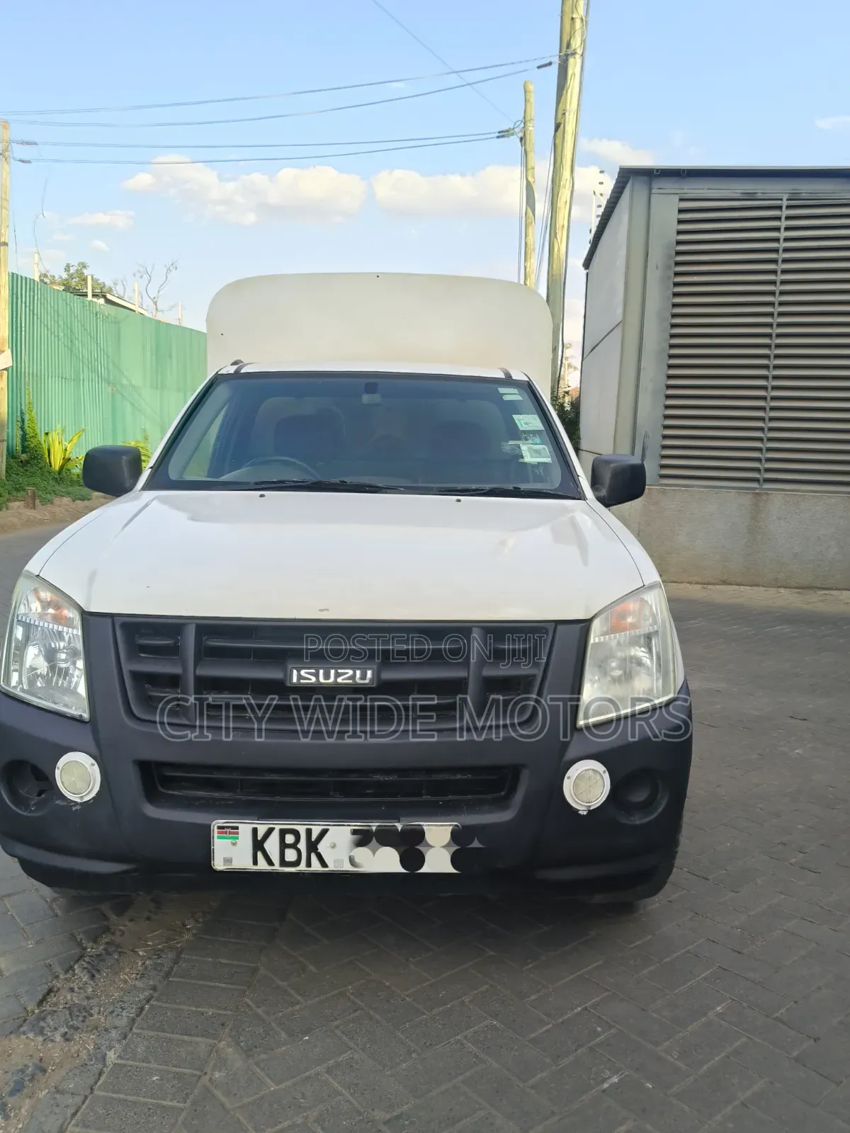 Isuzu D-MAX 2010 White