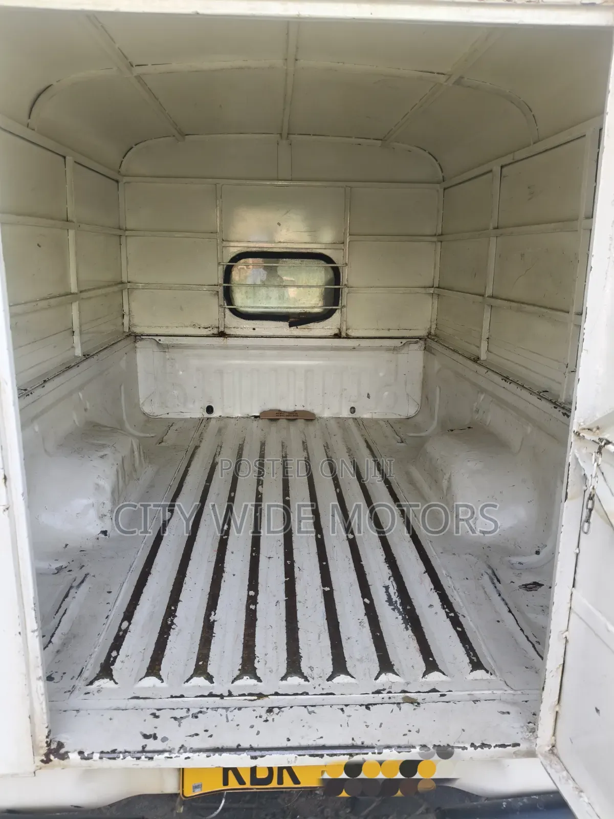 Isuzu D-MAX 2010 White